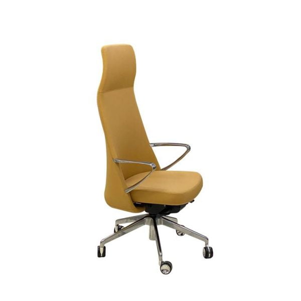 These leather meeting room chairs exude sophistication and style, making them the perfect addition to any professional setting
