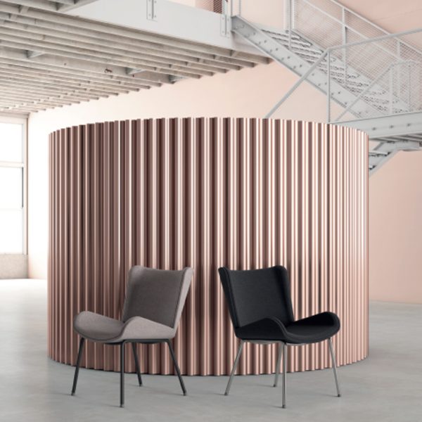 Elevate your workspace with our office chair that seamlessly blends style and function, featuring a rotatable wooden leg base and a contoured seat for optimal support during lon
