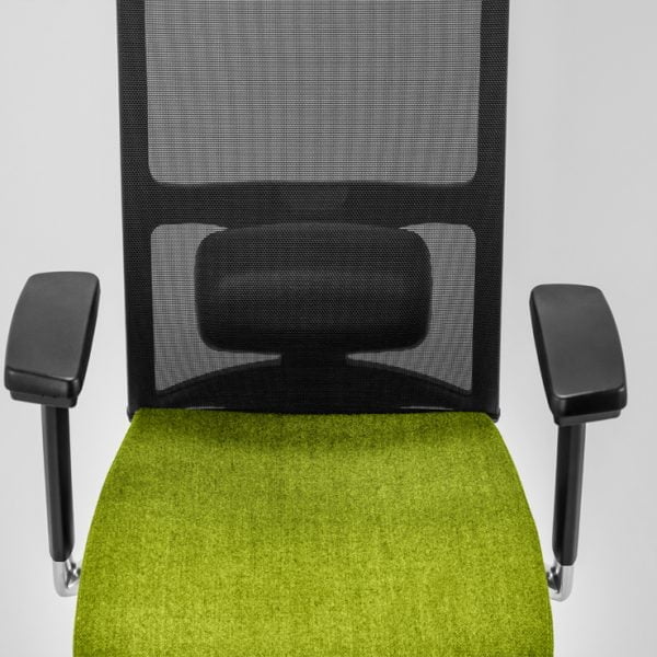 Ergonomic design and sturdy construction make this office chair with wheels ideal for long hours of work.