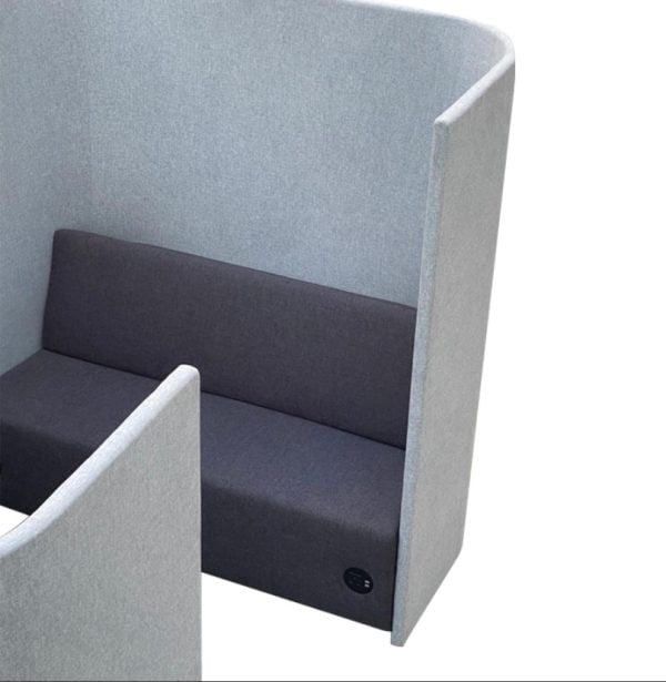 Modern privacy louge chair with curved back design