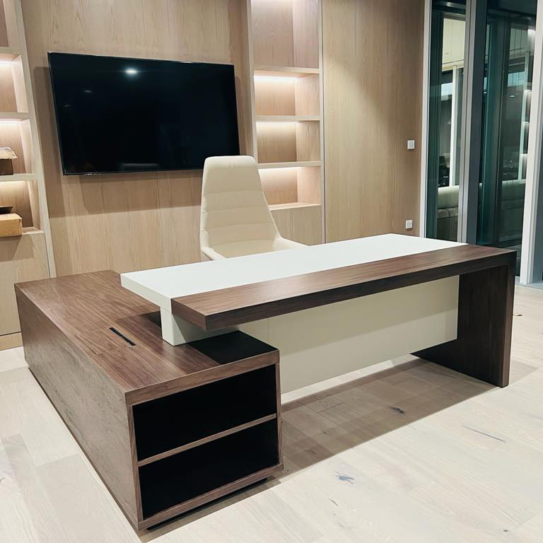 Prime CEO desk