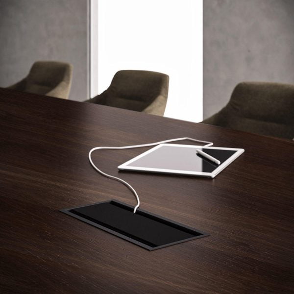 Unlock the potential of your meetings with our versatile meeting tables, effortlessly combining elegant classical design with contemporary of