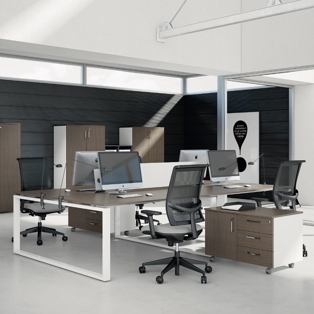 big worstation desk for 4 persons