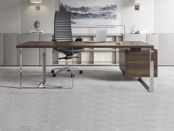 Executive Desk With wooden top