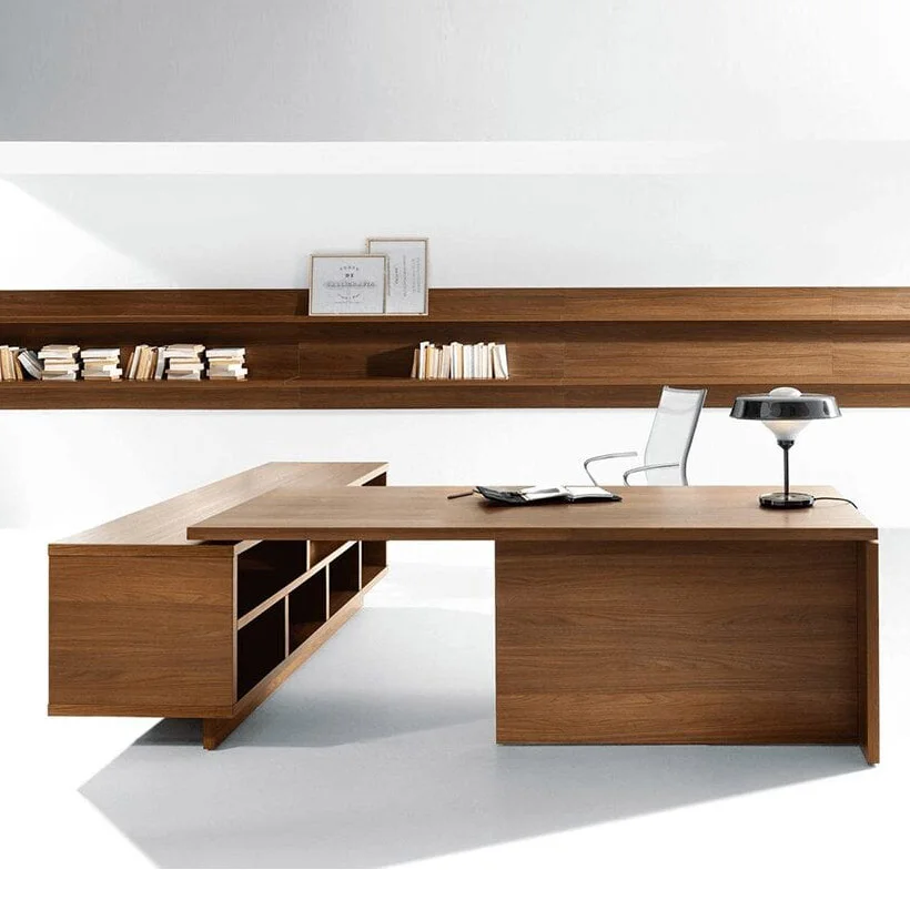 A luxury Manager office desk