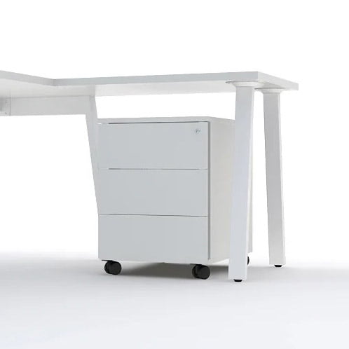 Simple drawer unut for staying under a desk
