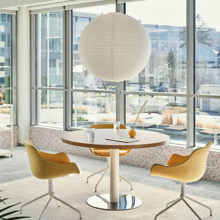 main round table