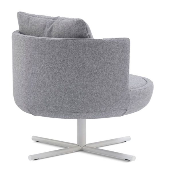 Round armchair