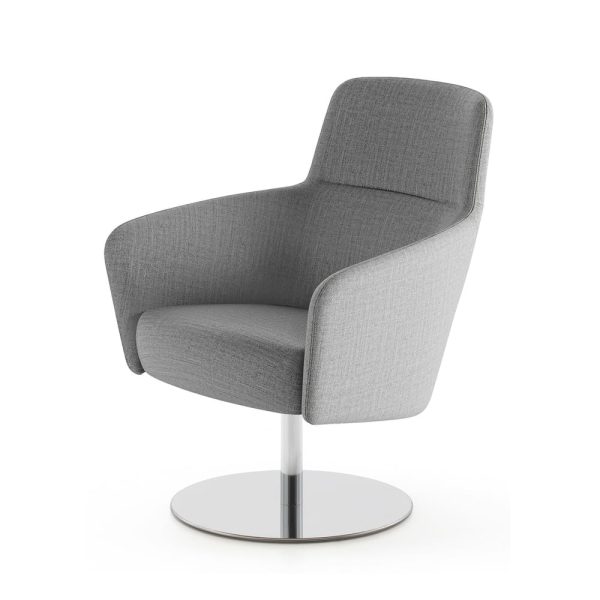 This recliner ensures ultimate comfort