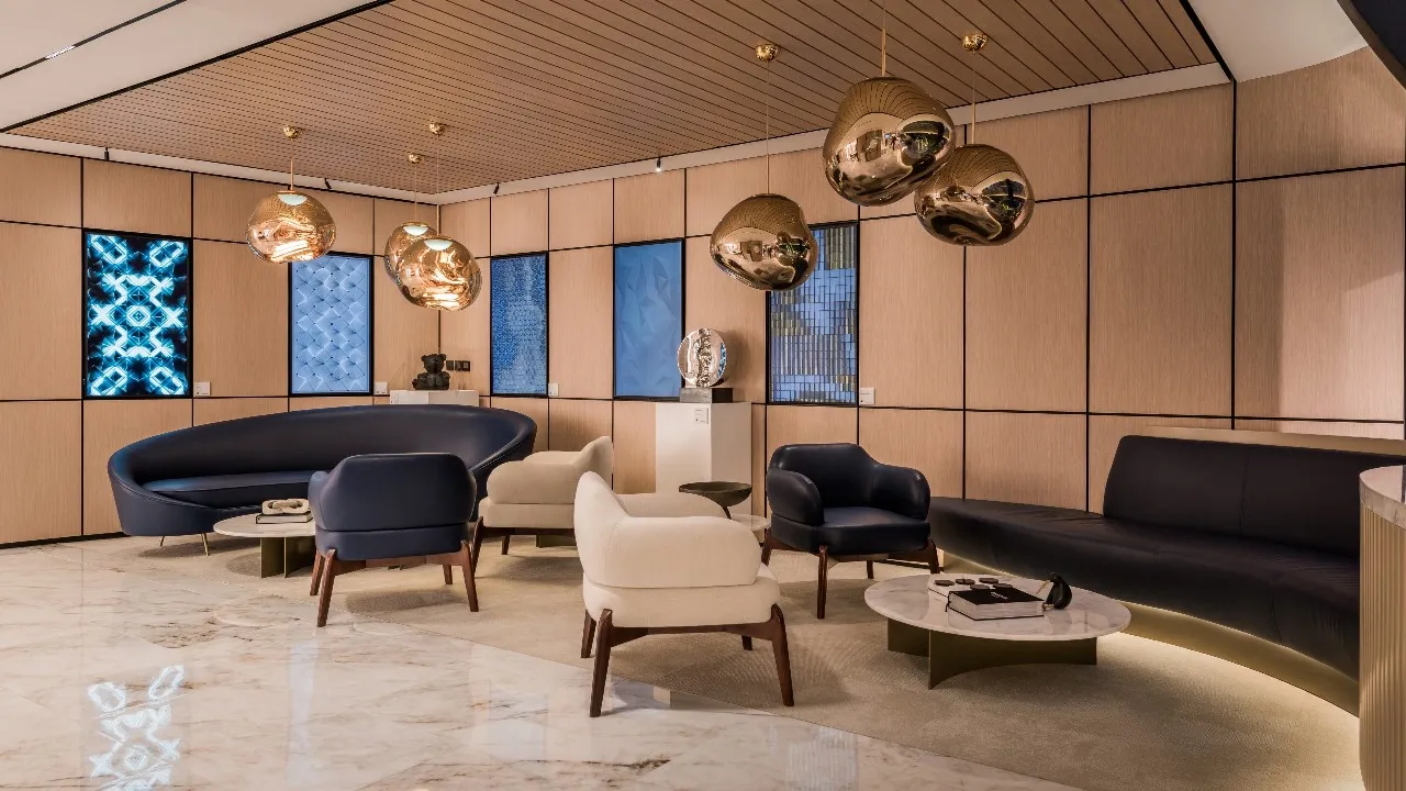 Office waiting seating area iwth a sofa and chairs